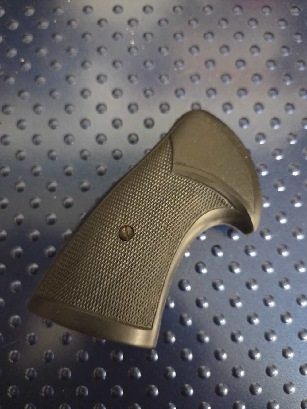 Pachmyr Presentation grips for N Frame S&W revolvers Black Rubber-img-0