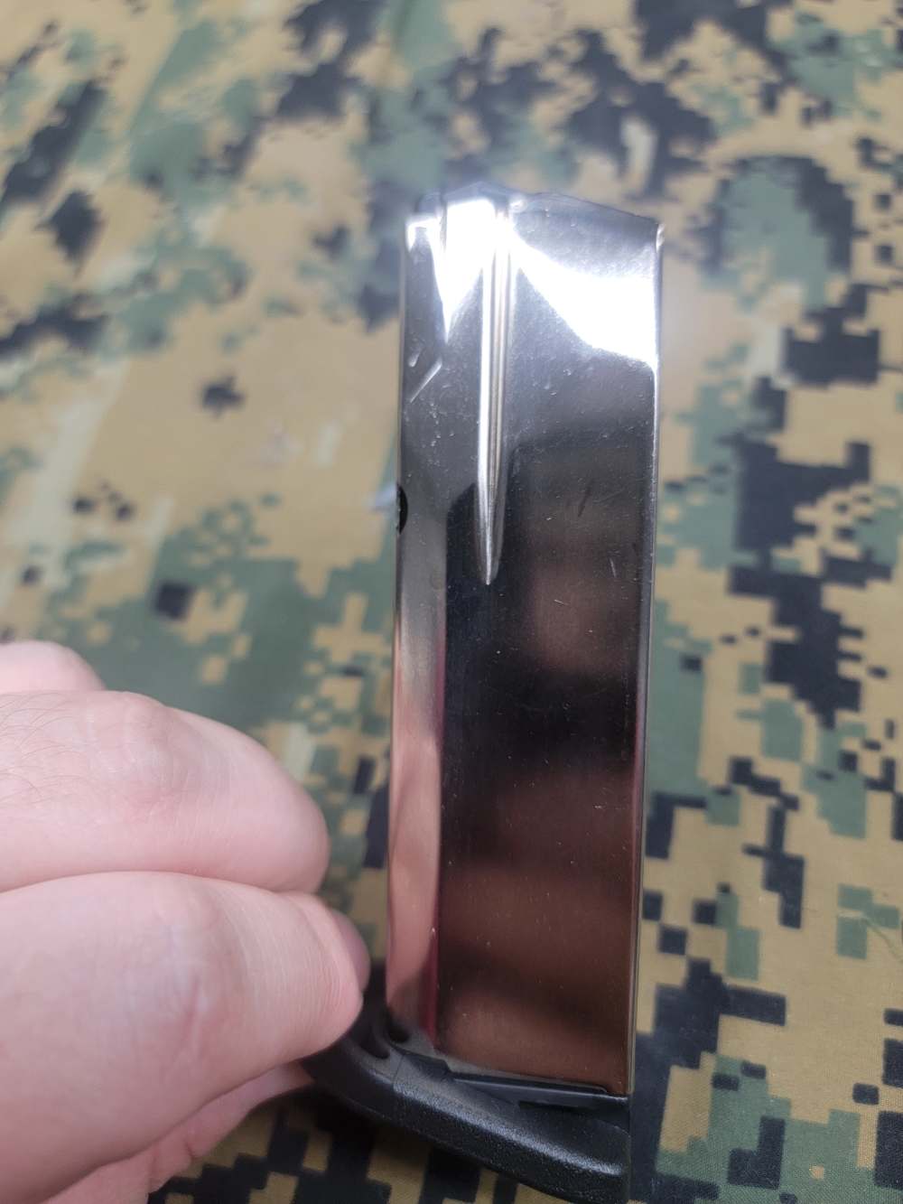 FN FNP40 magazine. 40S&W 14rd-img-1