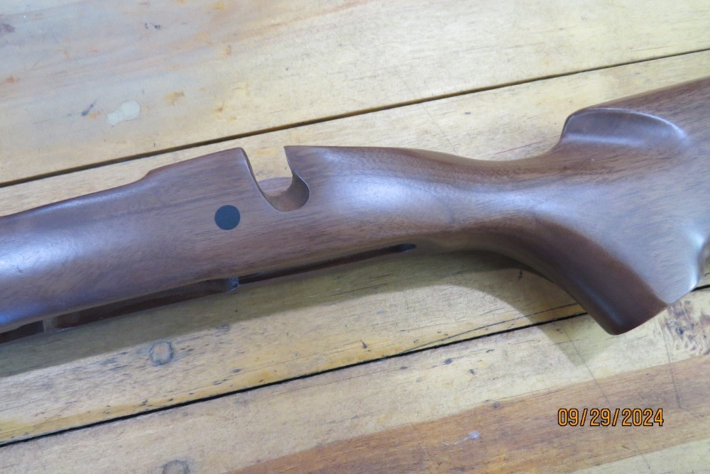Remington 700 LEFT HAND LH Varmint Stock Heavy barrel channel Walnut S/A-img-3