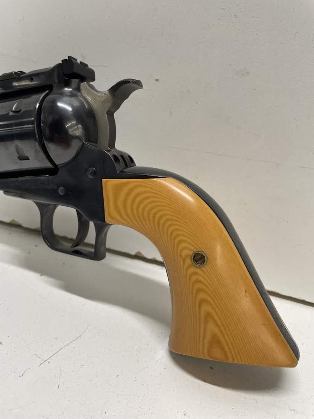 RUGER SUPER BLACKHAWK 7.5" SINGLE-ACTION 6 SHOT .44 MAGNUM-img-4