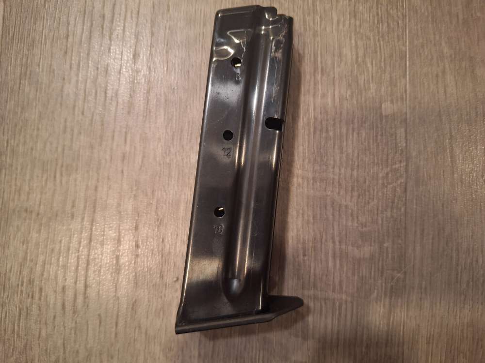 Mint Steyr GB semi-automatic pistol -img-16