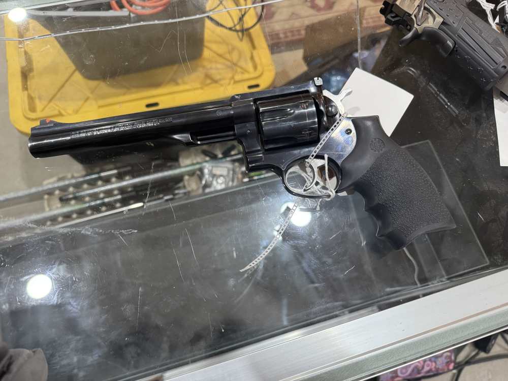 1985 production Ruger Redhawk in 44 Magnum!-img-6