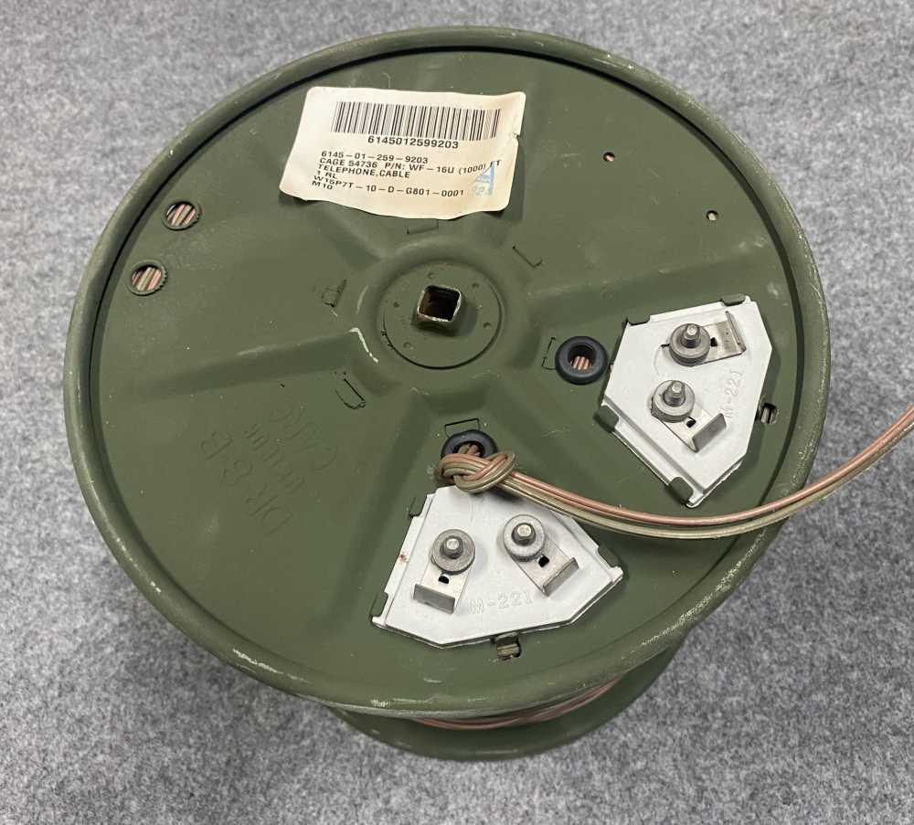 1000 Feet Radio Wire Military Surplus With Cable Spool Reel-img-3