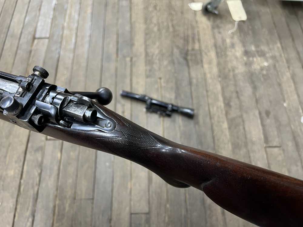 Winchester 70 super grade pre 64 1938 w Lyman 2.5x scope 24” 30-06 C&R-img-18