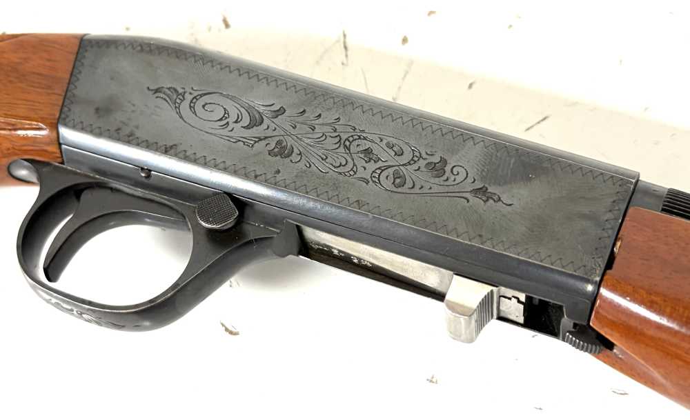 BROWNNG  SA-22   22 LR-img-13