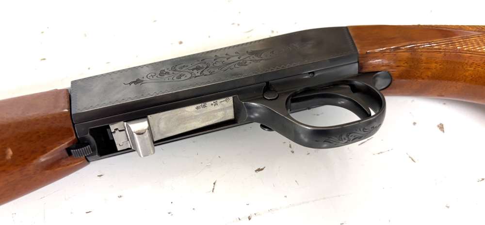 BROWNNG  SA-22   22 LR-img-8