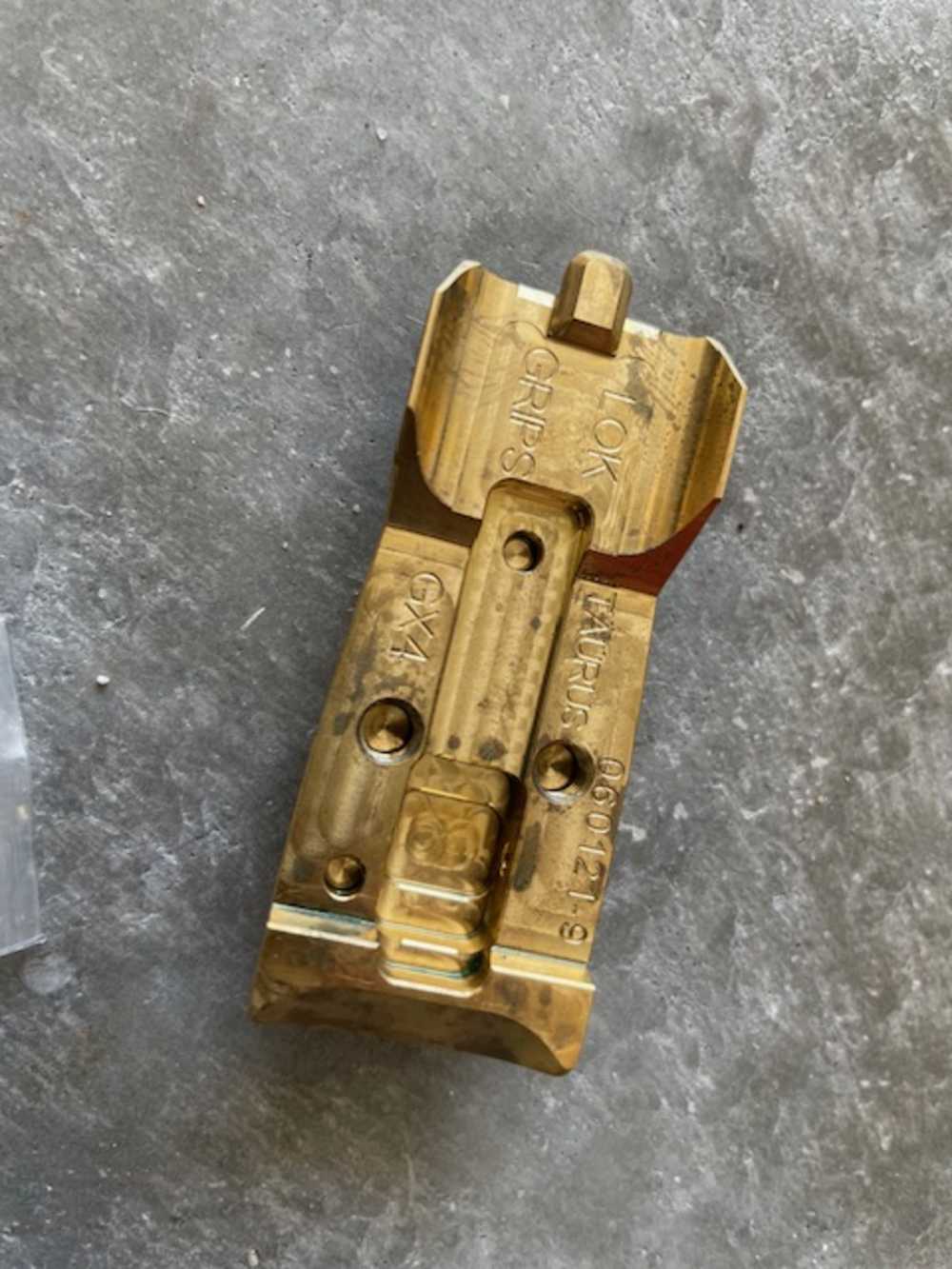 LOK Grips Taurus GX4 Backstrap - Brass, Small-img-1