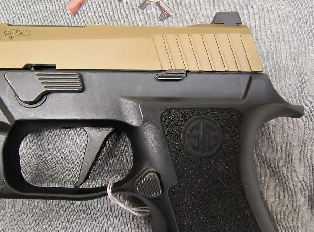 Sig Sauer P320 XVTAC-img-3