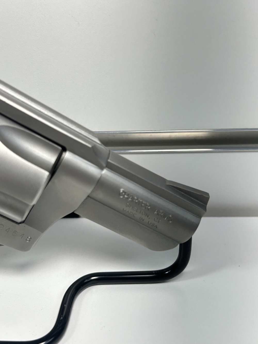 CHARTER ARMS PITBULL REVOVLER 40 S&W -img-5