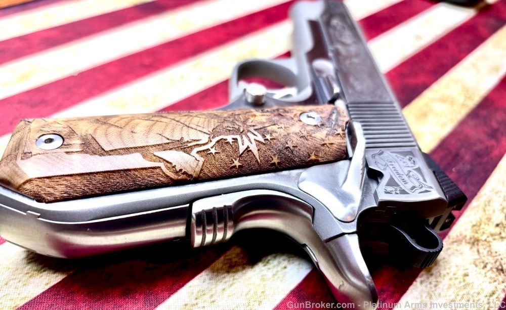 Dan Wesson 10mm Custom 1911 President Trump American Themed 1 of a kind. -img-12