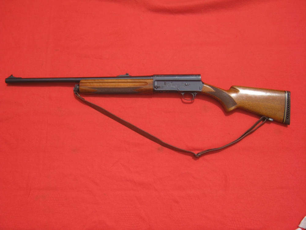 Browning Auto-5 Magnum Semi-Auto Shotgun in 12GA with 24" rifle sight Barr-img-6