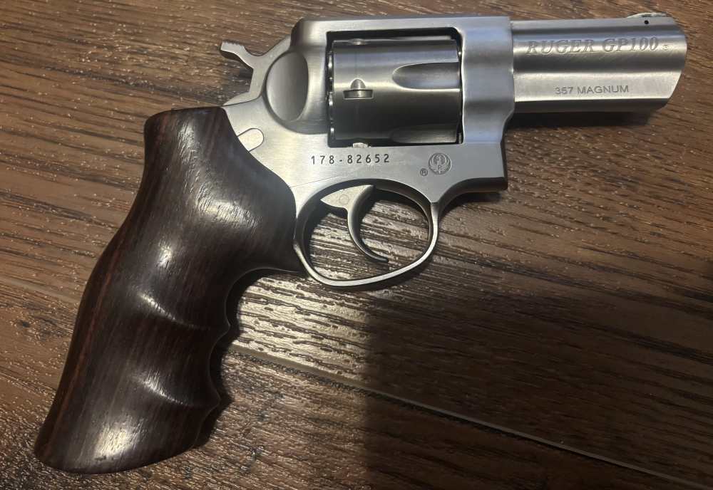 LNIB Ruger GP100 stainless 357 Mag with 3” barrel 6-round cylinder-img-2