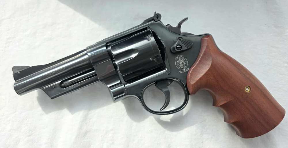 Smith & Wesson 57-5 Mountain Gun 41 Mag Rare-img-1