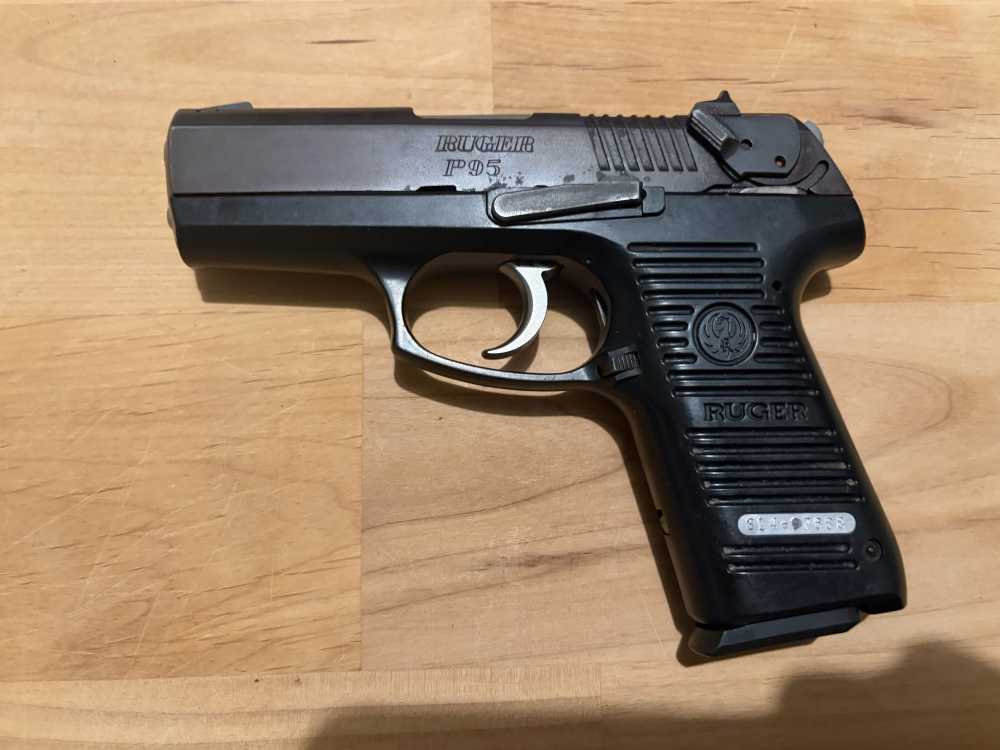 Ruger P95 9mm 2001 year -img-0