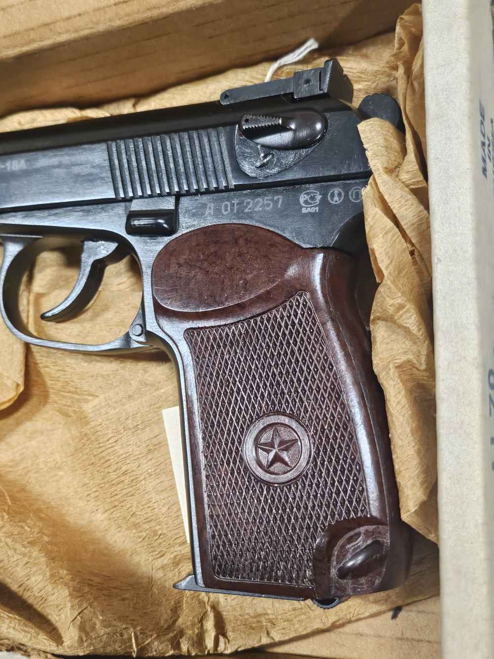 Soviet Russian Makarov PM Pistol 9x18mm Makarov LIKE NEW IN BOX! Izhevsk -img-2