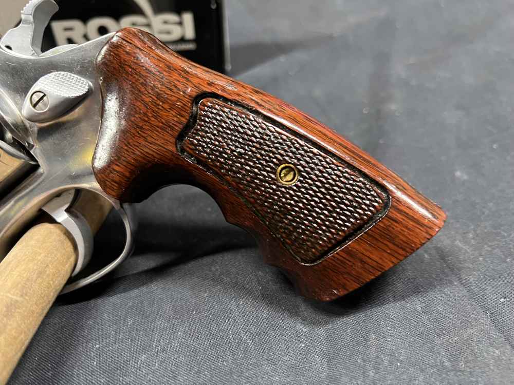 Rossi 462 357 mag revolver 2” stainless w box combat magnum grips-img-6