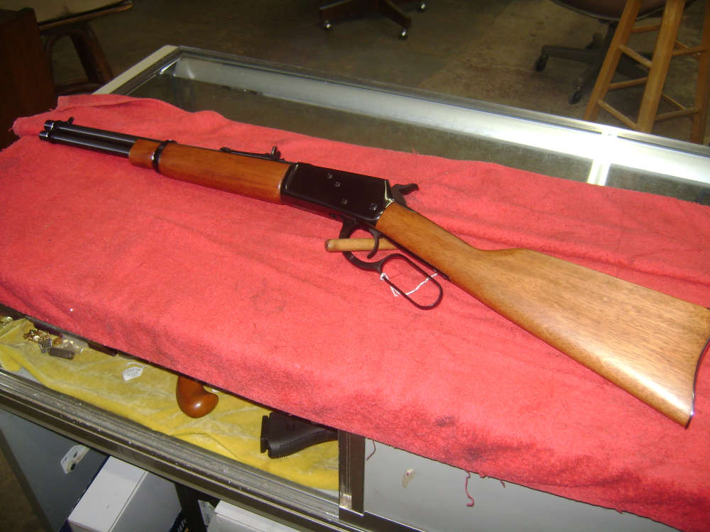 ROSSI R92 38spl/357mag 16"BARREL VERY CLEAN {SAFE MARKS ON THE FOREARM}-img-0