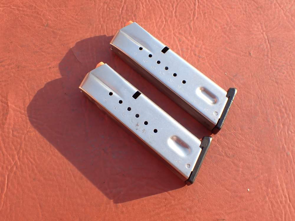 (2 TOTAL) SMITH & WESSON 5906 SS 9MM FACTORY 15RD MAGAZINE L.E. MARKED -img-4