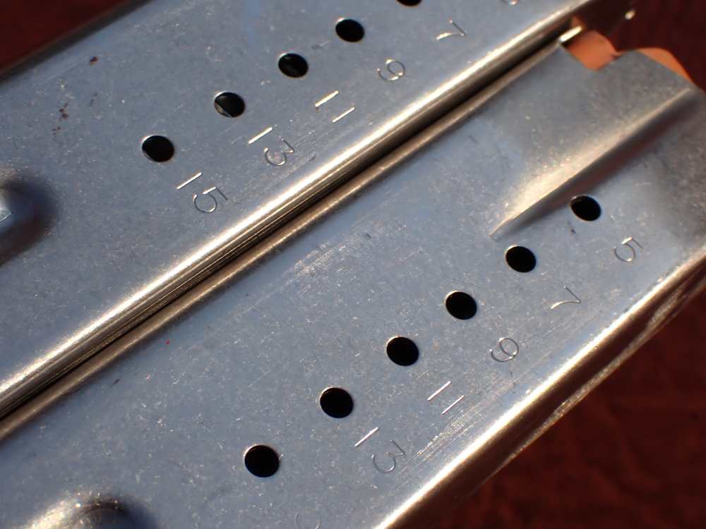 (2 TOTAL) SMITH & WESSON 5906 SS 9MM FACTORY 15RD MAGAZINE L.E. MARKED -img-37