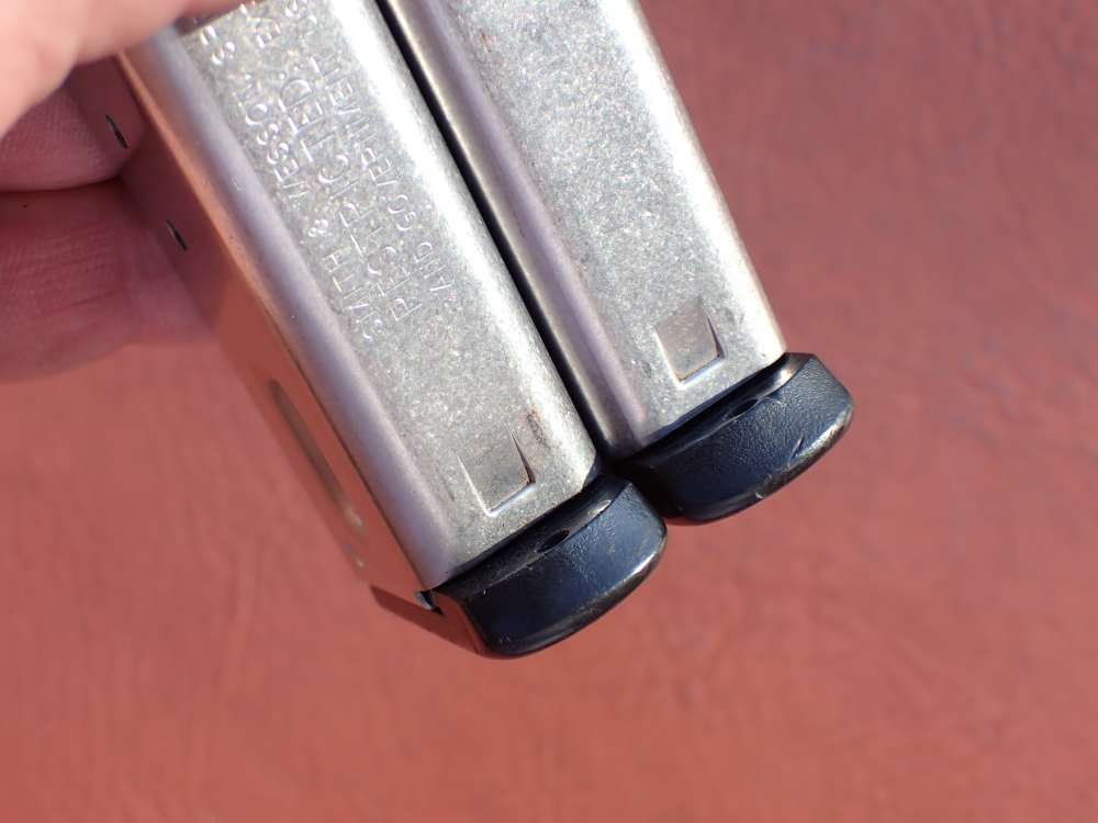 (2 TOTAL) SMITH & WESSON 5906 SS 9MM FACTORY 15RD MAGAZINE L.E. MARKED -img-39