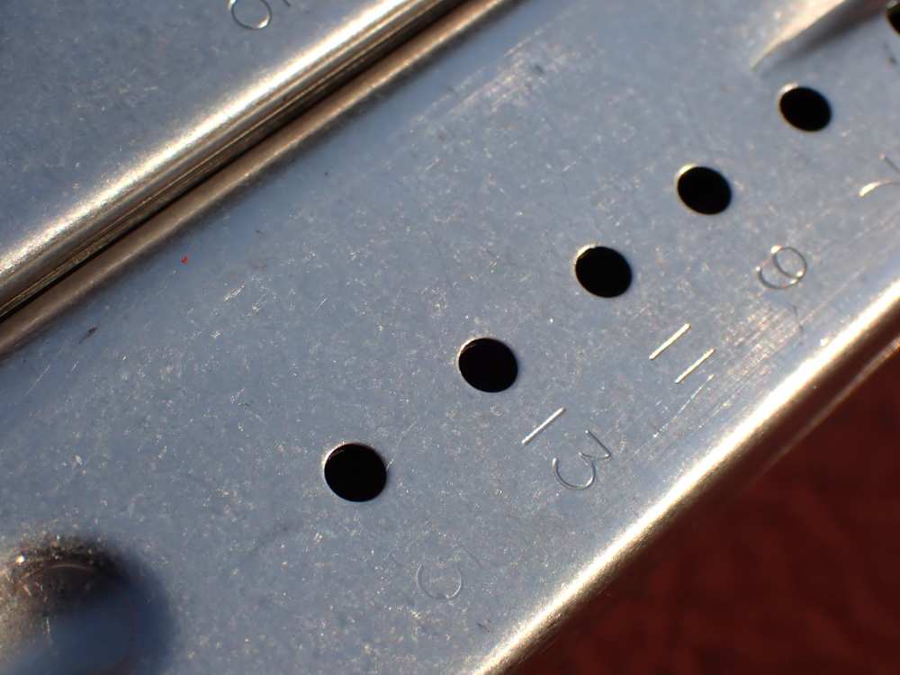 (2 TOTAL) SMITH & WESSON 5906 SS 9MM FACTORY 15RD MAGAZINE L.E. MARKED -img-35