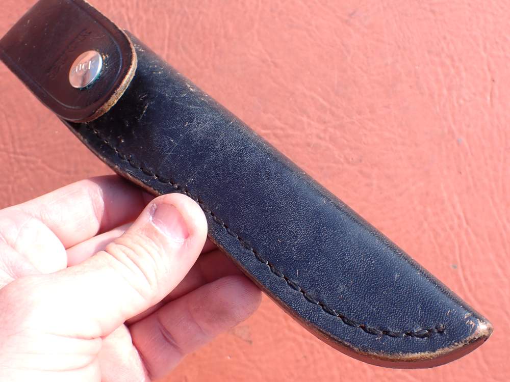 BUCK MODEL 102 WOODSMAN KNIFE WITH BUCK SHEATH MADE FROM 1971-1985-img-39
