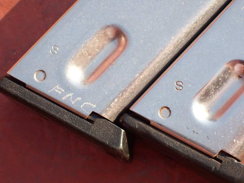 (2 TOTAL) SMITH & WESSON MODEL 5906 SS 9MM FACTORY 15RD MAGAZINE L.E MARKED-img-32