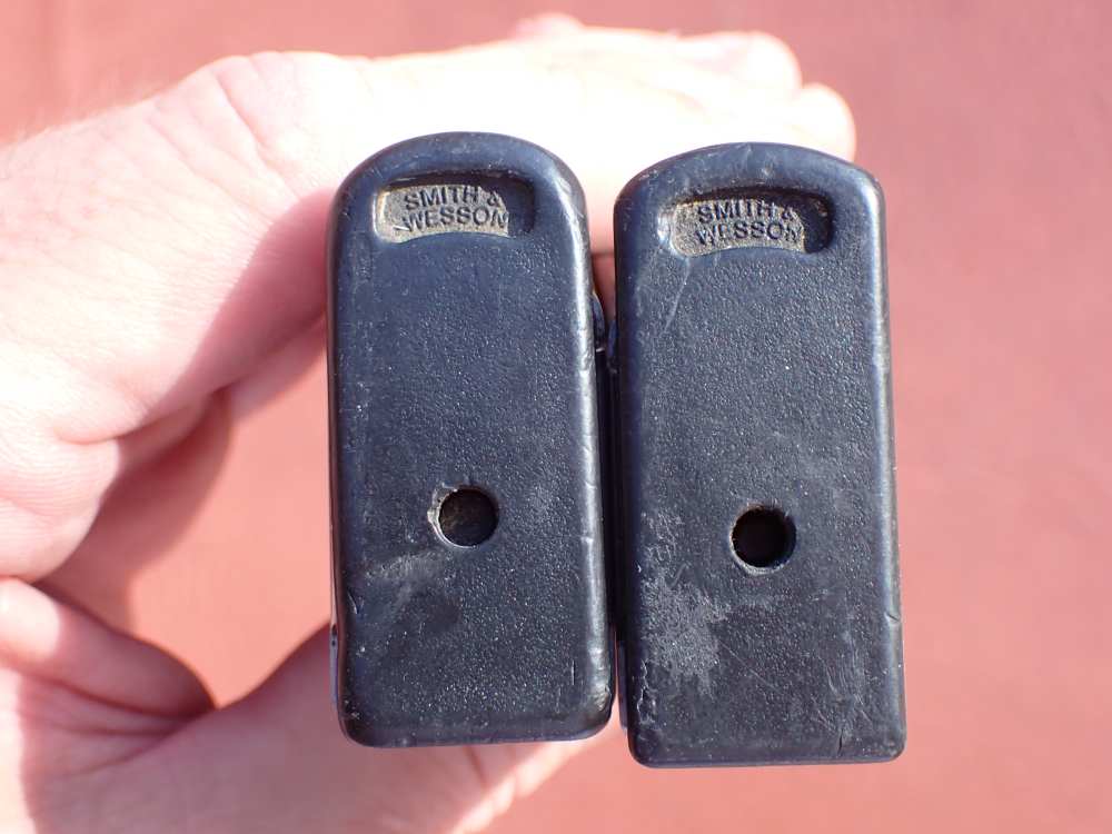 (2 TOTAL) SMITH & WESSON MODEL 5906 SS 9MM FACTORY 15RD MAGAZINE L.E MARKED-img-18