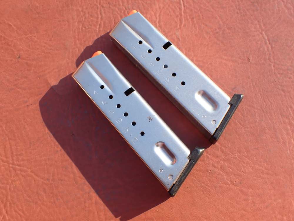 (2 TOTAL) SMITH & WESSON MODEL 5906 SS 9MM FACTORY 15RD MAGAZINE L.E MARKED-img-4