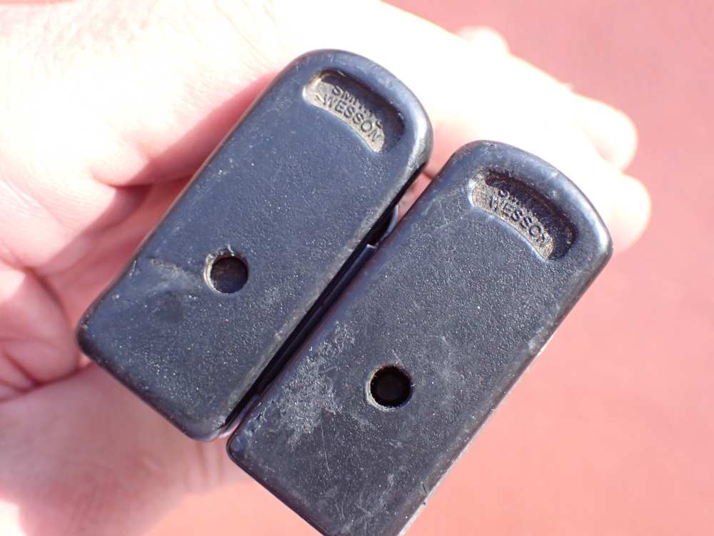 (2 TOTAL) SMITH & WESSON MODEL 5906 SS 9MM FACTORY 15RD MAGAZINE L.E MARKED-img-19