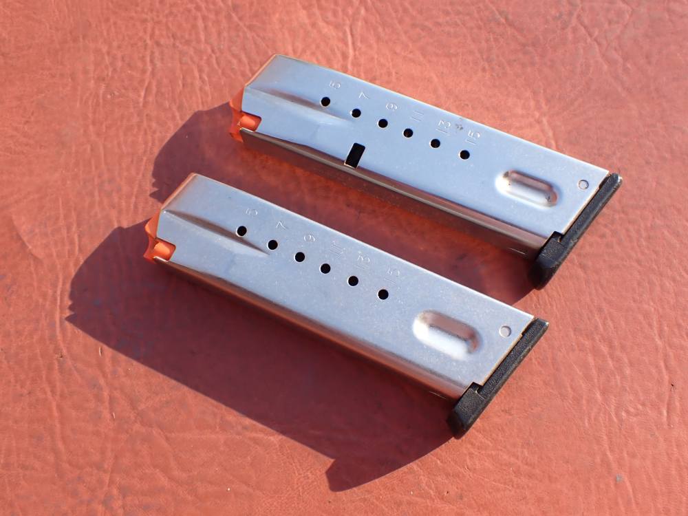 (2 TOTAL) SMITH & WESSON MODEL 5906 SS 9MM FACTORY 15RD MAGAZINE L.E MARKED-img-5