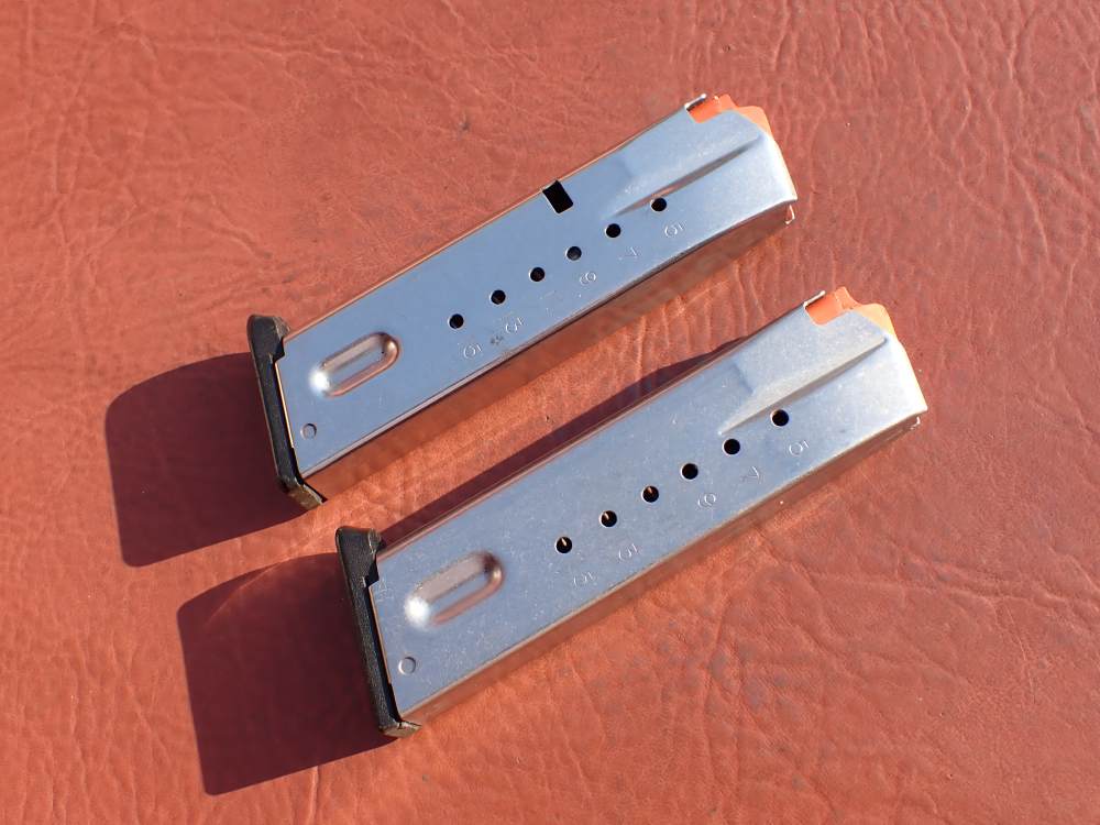 (2 TOTAL) SMITH & WESSON MODEL 5906 SS 9MM FACTORY 15RD MAGAZINE L.E MARKED-img-3