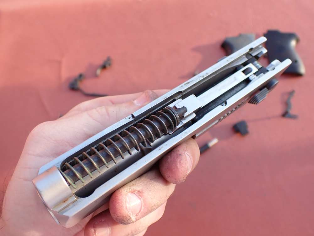 SMITH & WESSON MODEL CS40 CHIEFS SPECIAL STAINLESS 40S&W FACTORY PISTOL KIT-img-88