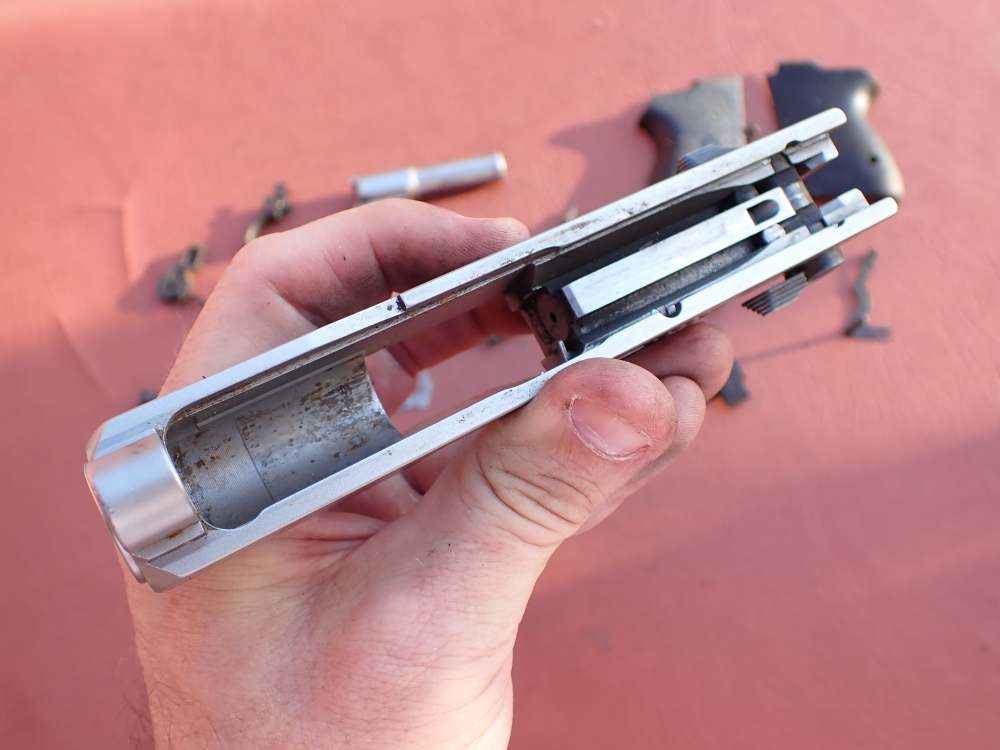 SMITH & WESSON MODEL CS40 CHIEFS SPECIAL STAINLESS 40S&W FACTORY PISTOL KIT-img-10