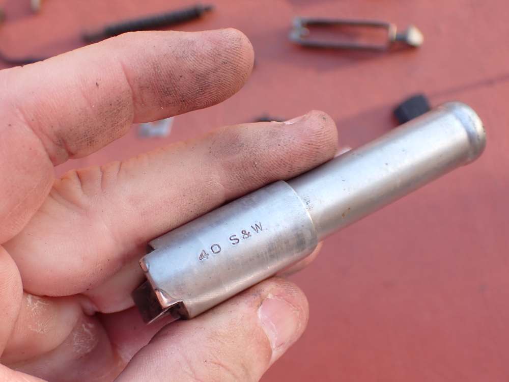 SMITH & WESSON MODEL CS40 CHIEFS SPECIAL STAINLESS 40S&W FACTORY PISTOL KIT-img-71