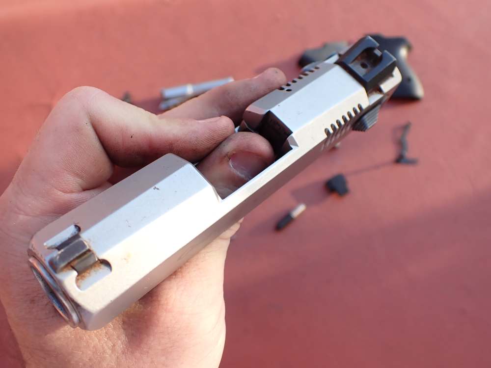 SMITH & WESSON MODEL CS40 CHIEFS SPECIAL STAINLESS 40S&W FACTORY PISTOL KIT-img-31