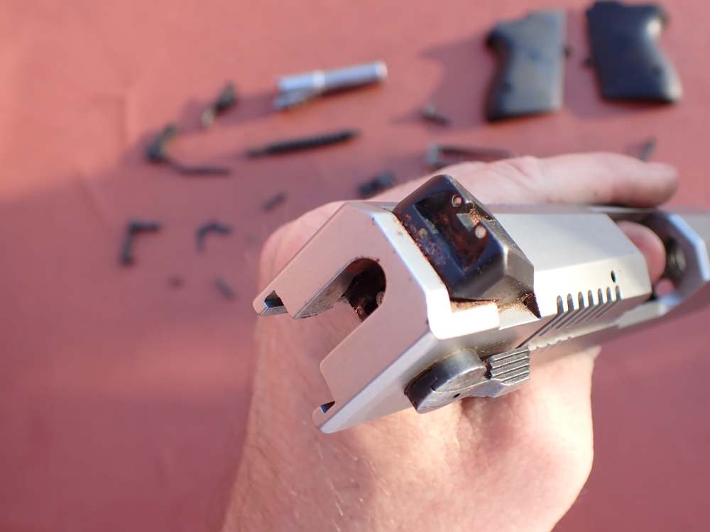 SMITH & WESSON MODEL CS40 CHIEFS SPECIAL STAINLESS 40S&W FACTORY PISTOL KIT-img-40