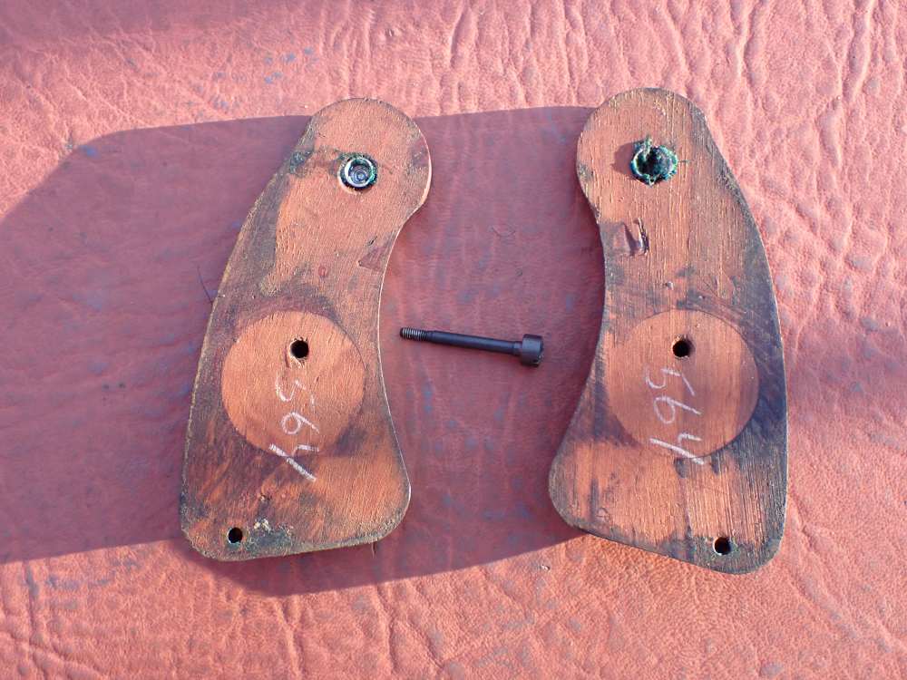 COLT DETECTIVE SPECIAL FACTORY REVOLVER ORIGINAL LONG ROUND BUTT GRIPS-img-2