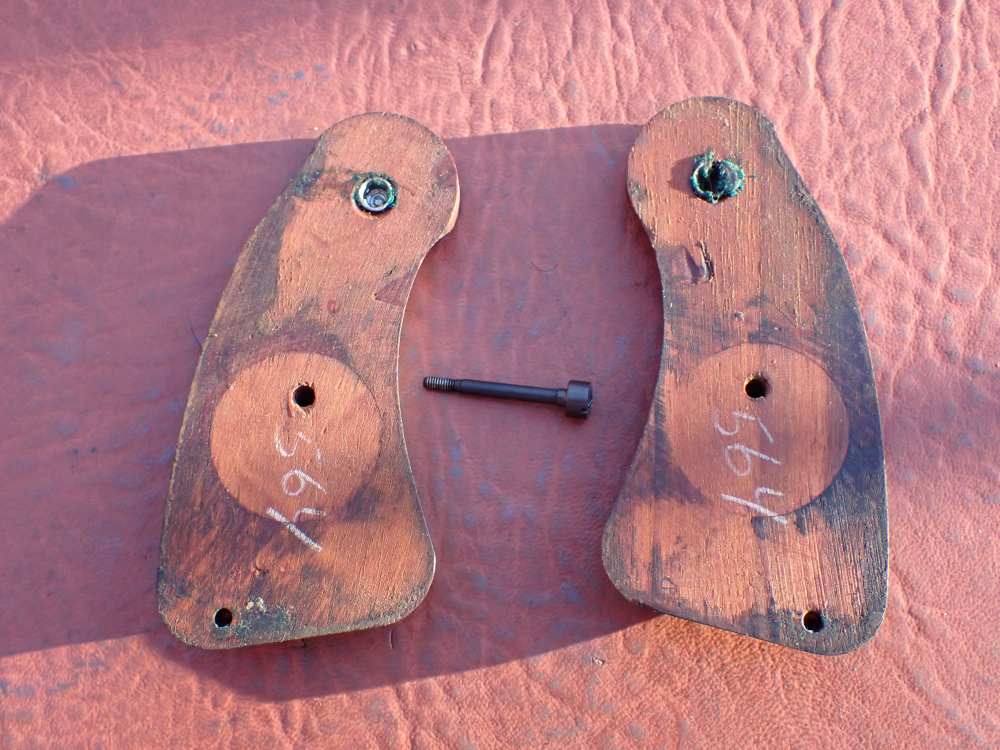 COLT DETECTIVE SPECIAL FACTORY REVOLVER ORIGINAL LONG ROUND BUTT GRIPS-img-3