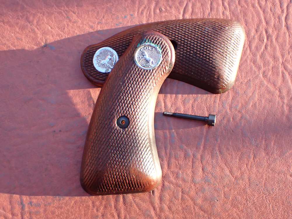 COLT DETECTIVE SPECIAL FACTORY REVOLVER ORIGINAL LONG ROUND BUTT GRIPS-img-8