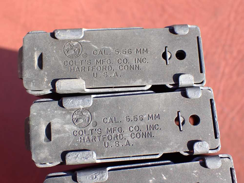 (4 TOTAL) COLT AR-15 M16 FACTORY 5.56MM .223 REM ORIGINAL 20 ROUND MAGAZINE-img-16
