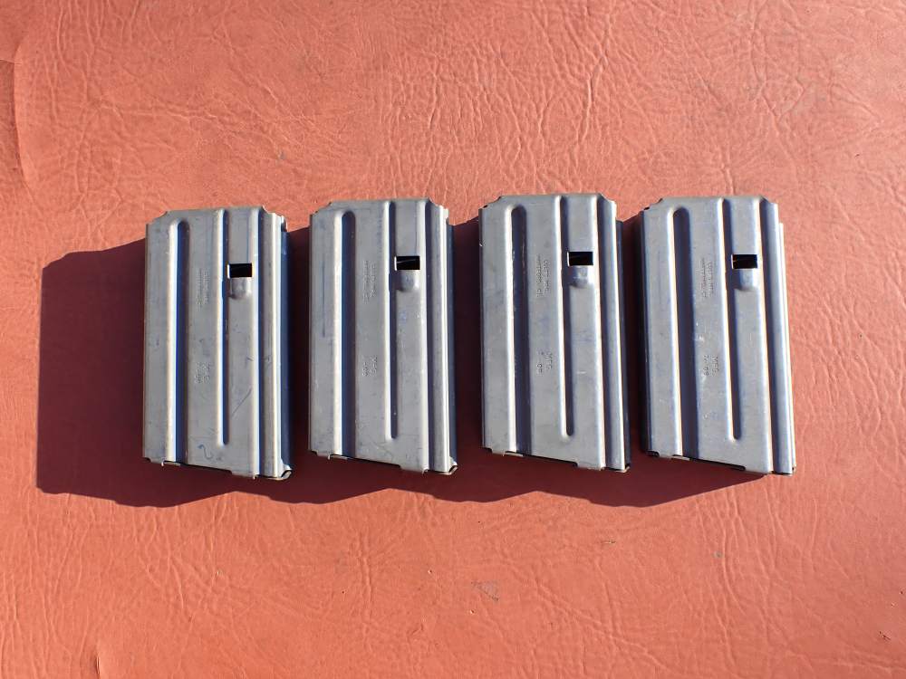 (4 TOTAL) COLT AR-15 M16 FACTORY 5.56MM .223 REM ORIGINAL 20 ROUND MAGAZINE-img-0
