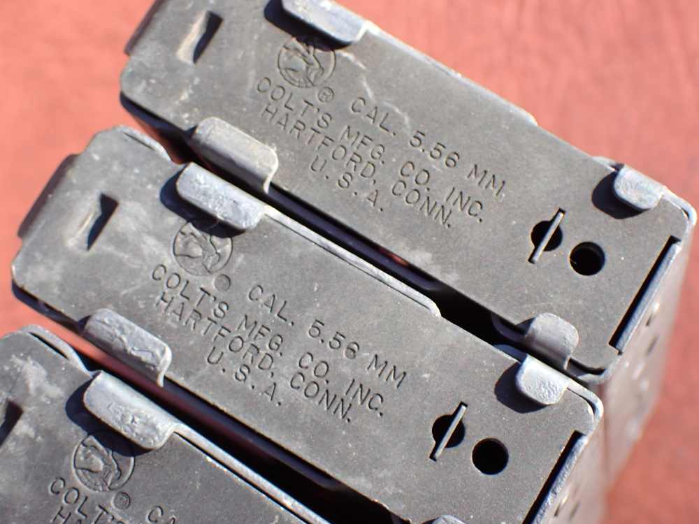 (4 TOTAL) COLT AR-15 M16 FACTORY 5.56MM .223 REM ORIGINAL 20 ROUND MAGAZINE-img-19
