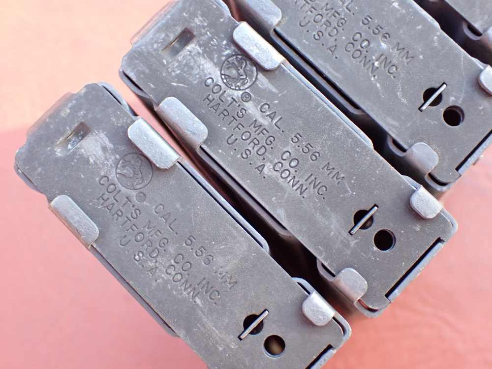 (4 TOTAL) COLT AR-15 M16 FACTORY 5.56MM .223 REM ORIGINAL 20 ROUND MAGAZINE-img-18