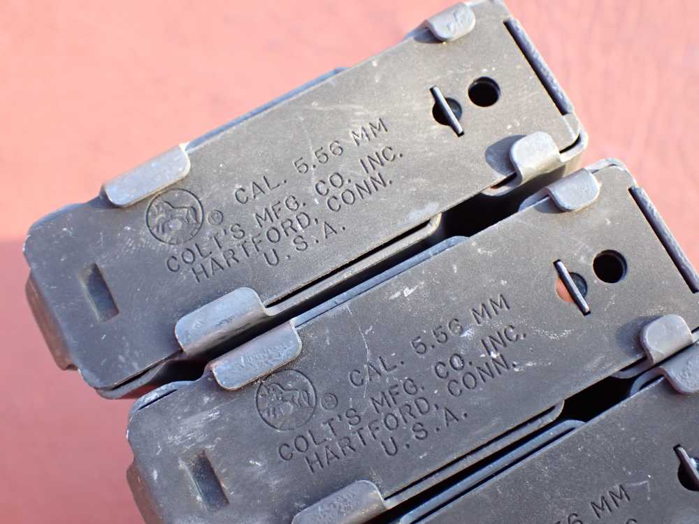(4 TOTAL) COLT AR-15 M16 FACTORY 5.56MM .223 REM ORIGINAL 20 ROUND MAGAZINE-img-12