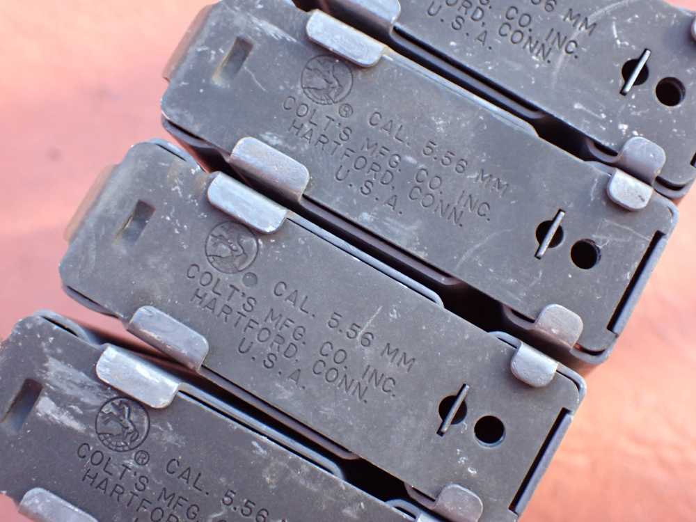 (4 TOTAL) COLT AR-15 M16 FACTORY 5.56MM .223 REM ORIGINAL 20 ROUND MAGAZINE-img-17