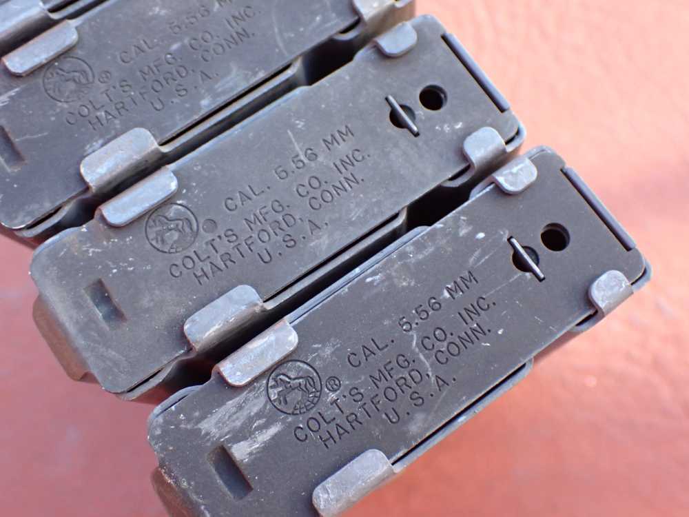 (4 TOTAL) COLT AR-15 M16 FACTORY 5.56MM .223 REM ORIGINAL 20 ROUND MAGAZINE-img-13