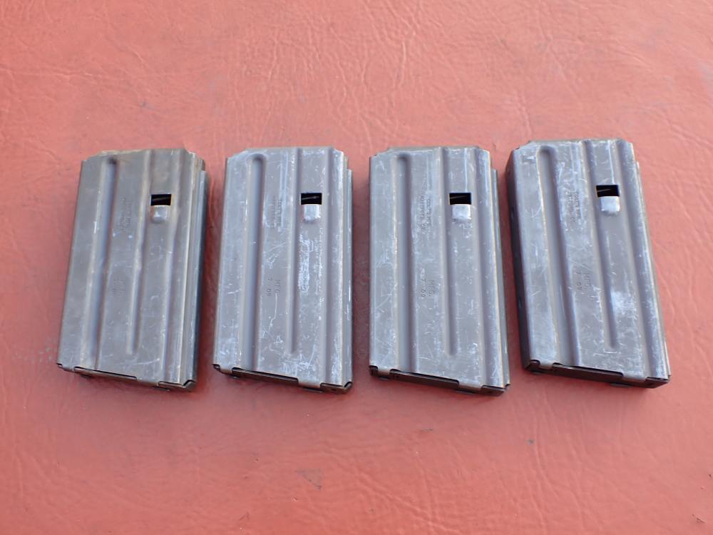 (4 TOTAL) COLT AR-15 M16 FACTORY 5.56MM .223 REM ORIGINAL 20 ROUND MAGAZINE-img-1