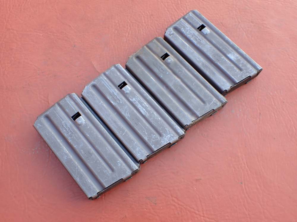 (4 TOTAL) COLT AR-15 M16 FACTORY 5.56MM .223 REM ORIGINAL 20 ROUND MAGAZINE-img-21