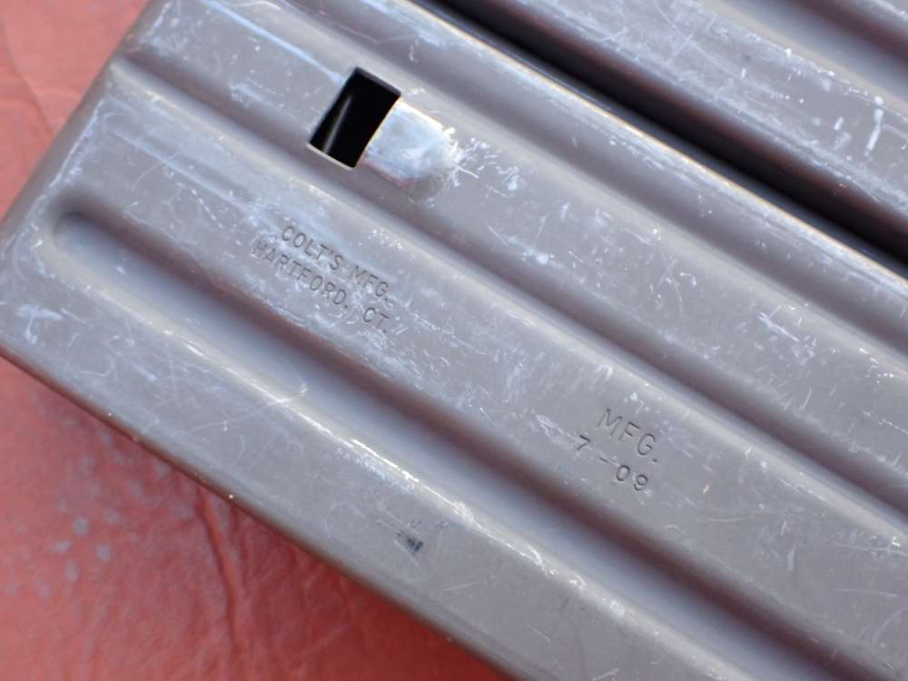 (4 TOTAL) COLT AR-15 M16 FACTORY 5.56MM .223 REM ORIGINAL 20 ROUND MAGAZINE-img-20